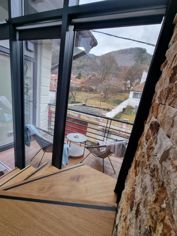 Casa Chiper - Apartament Etaj 1 Брашов Екстериор снимка
