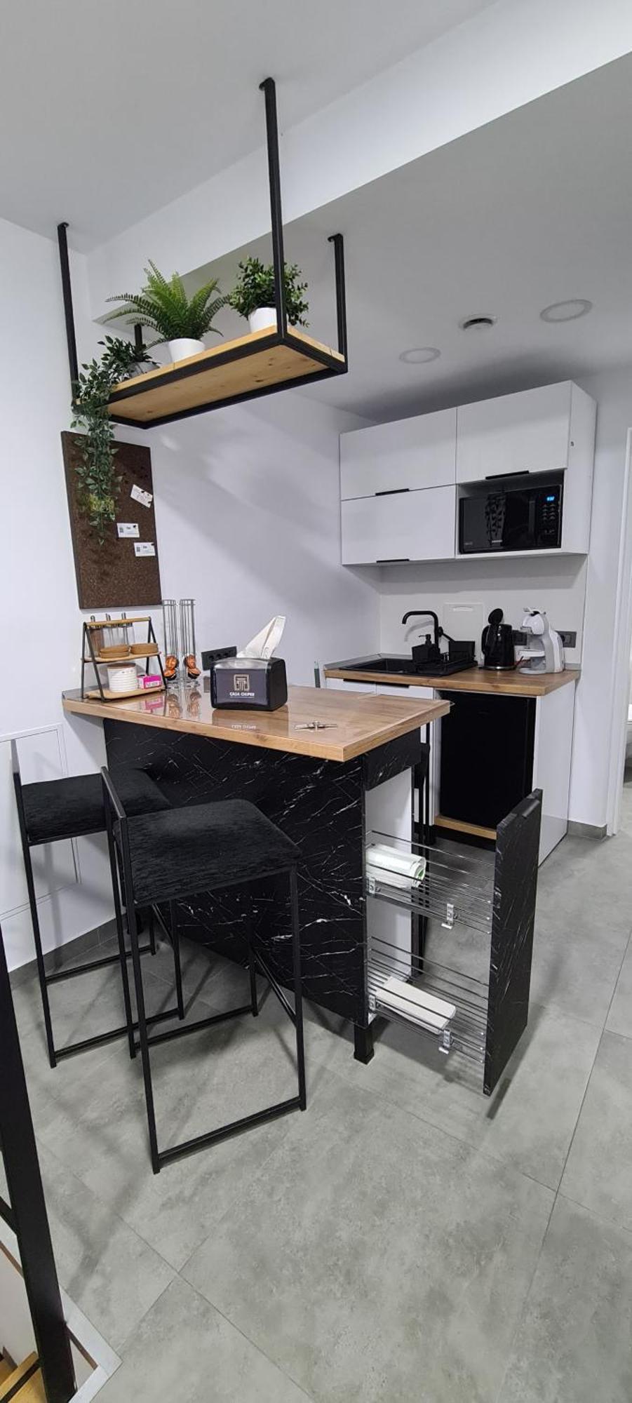 Casa Chiper - Apartament Etaj 1 Брашов Екстериор снимка